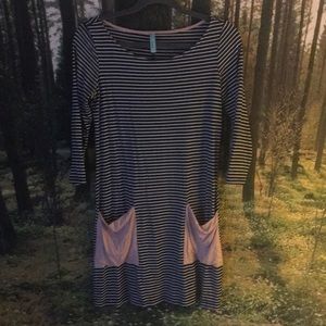 Loila Boat-neck Dress
